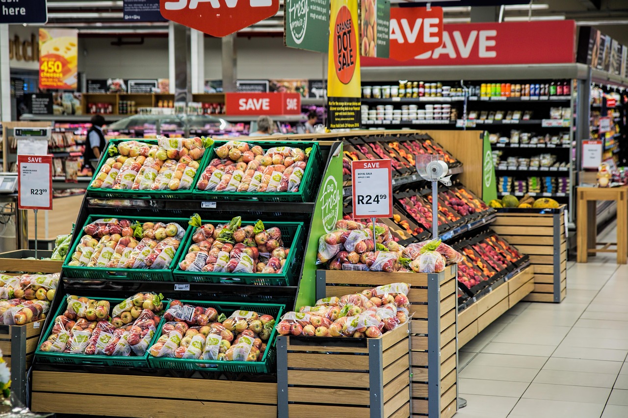 How Can a Local Retail Business Use AI to Compete With Online Giants on Customer Experience?