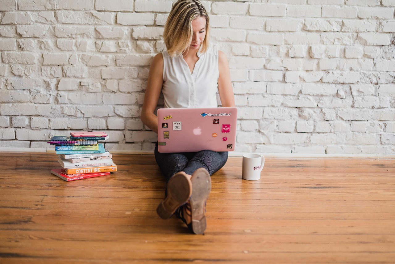 Which YouTube Creators Are Actually Worth Following for AI Business Education?